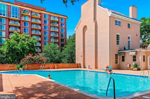 449 N St, Washington DC  20024-3701 exterior