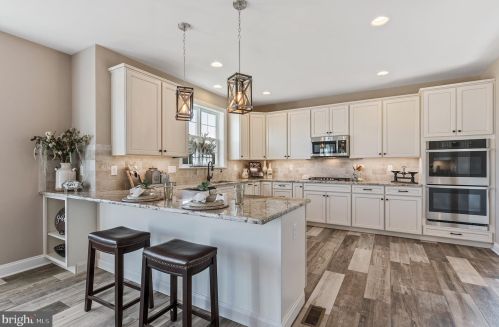 15 Masters Dr, Pottstown PA 19464-3491 exterior