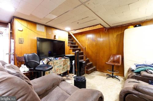 1903 30 St, Philadelphia PA 19121-1818 exterior