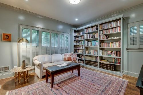 684 Clifton Rd, Atlanta GA  30307-1789 exterior