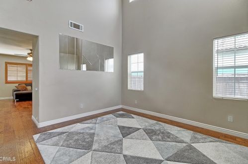 735 Kohala St, Oxnard CA  93030-8097 exterior