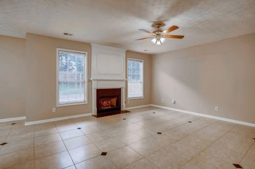 4144 Berwick Farm Dr, Duluth GA 30096-2597 exterior