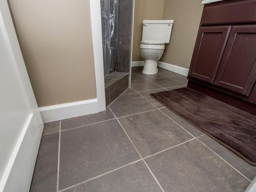 1396 Hartford Ave, Saint Paul MN 55116-1649 exterior