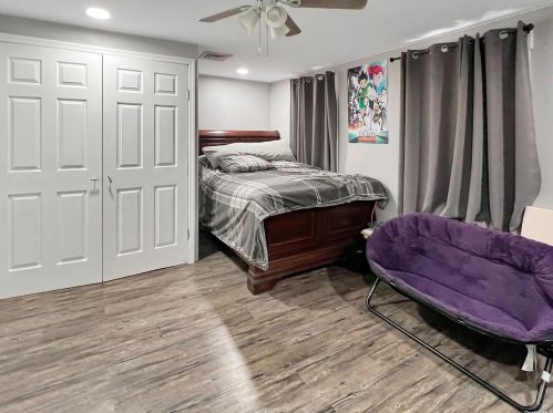 179 Mineola Ave, Valley Stream NY 11580-5804 exterior