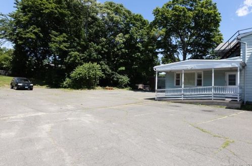 314 Elizabeth St, Derby CT 06418-1814 exterior