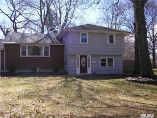 108 Burton Ln, Commack, NY 11725-1942