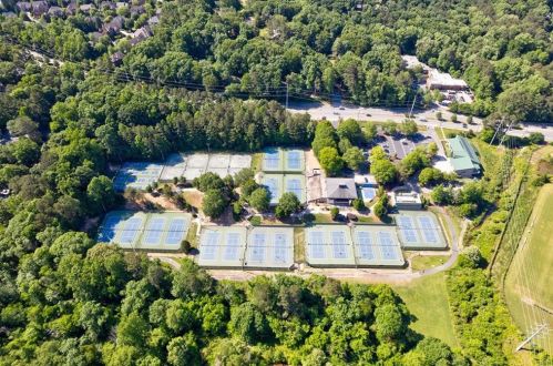 305 Drummen Ct, Atlanta GA 30328-2658 exterior