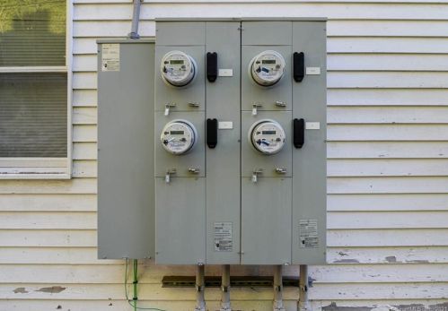 31 Gilbert St, Derby CT 06418-2015 exterior