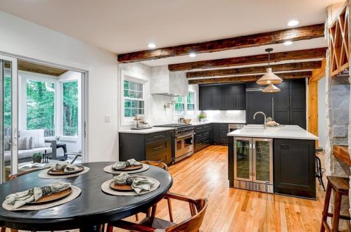 1493 Epping Forest Dr, Atlanta GA  30319-2553 exterior