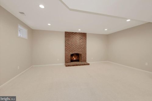 10028 Avenel Farm Dr, Rockville MD  20854-5412 exterior