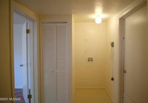 41 Montego Dr, Tucson AZ  85710-1312 exterior