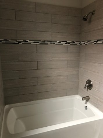 6428 Eberhart Ave, Chicago IL 60637-2403 exterior