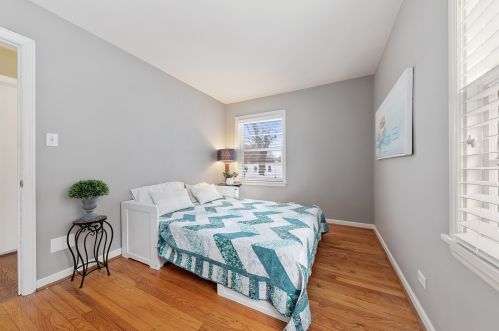 201 Rdg Ave, Bull Valley IL 60014-3421 exterior