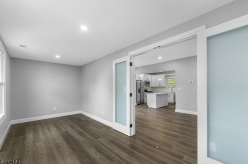 156 Barnert Ave, Paterson NJ  07512-1640 exterior