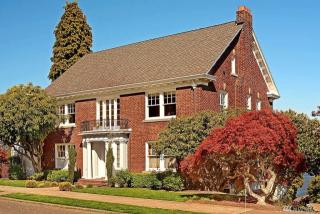 3124 Cascadia Ave, Seattle, WA 98144-6216