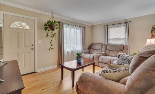 1969 96, Milwaukee WI 53227-1422 exterior