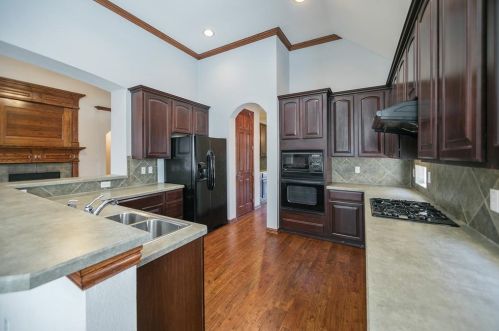 4129 Cres Way, Frisco TX 75034-6344 exterior