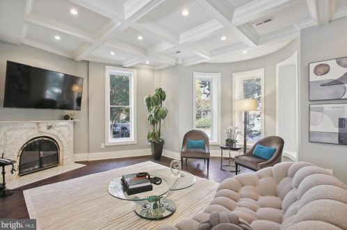 2208 Q St, Washington DC 20001-1955 exterior