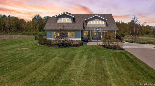4186 Austin Ct, Lake Nepessing, MI 48446-3653