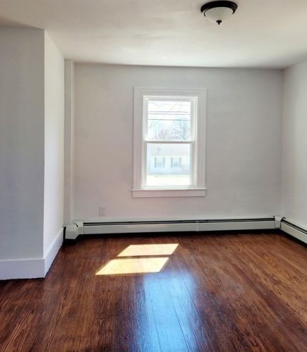 870 Wilbraham Rd, Springfield MA  01109-2015 exterior