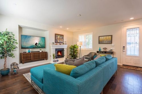 4134 Galapagos Way, Oxnard CA 93035-1432 exterior