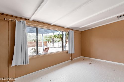 1211 Forgeus Ave, Tucson AZ  85716-3831 exterior