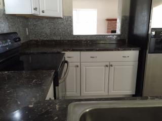 2706 Auburn Ave, Tampa, FL 33614-2805