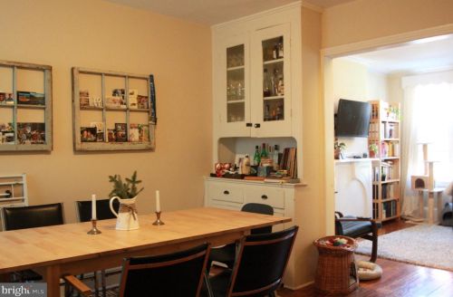 751 Cleveland St, Philadelphia PA  19146-1811 exterior