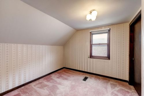 300 80, Milwaukee WI 53214-4548 exterior