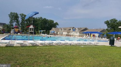 7403 Macon Dr, Glen Burnie MD 21060-8387 exterior