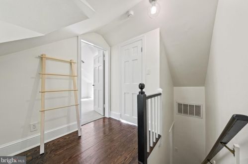 3324 Reservoir Rd, Washington DC  20007-2311 exterior