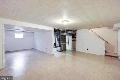 8428 Cherry Vly Ln, Alexandria VA 22309-2100 exterior