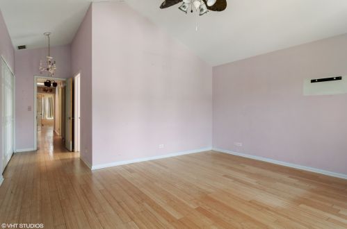 324 Goethe St, Chicago IL  60610-1803 exterior