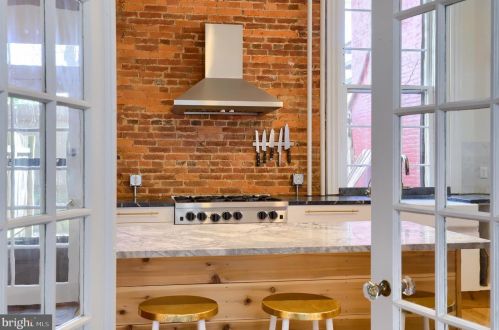 111 Lime St, Lancaster PA 17602-3638 exterior