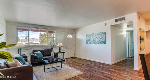 8322 Julia St, Tucson AZ  85710-4218 exterior