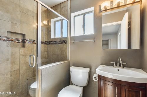 18213 7 Dr, Phoenix AZ 85023-5237 exterior