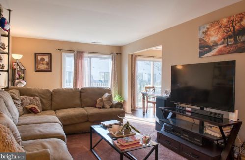 8 Bayleaf Dr, Lumberton Township NJ 08048-4228 exterior