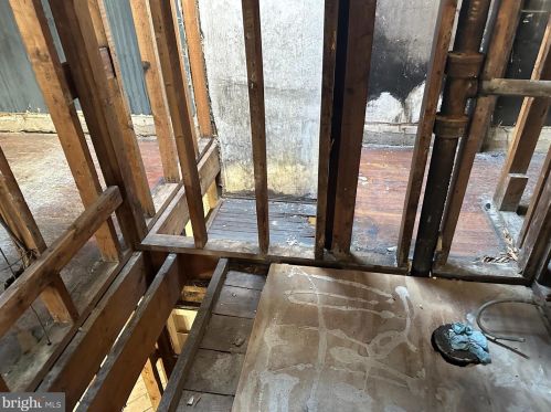 1226 Staples St, Washington DC 20002-3925 exterior