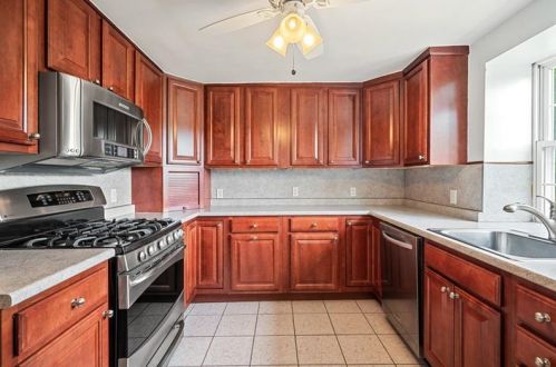 212 Montclair Ave, Pittsburgh, PA 15229-1758