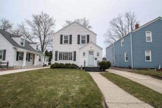 4506 Sheffield Ave, Milwaukee, WI 53211-1308