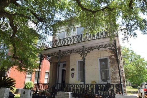 805 Government St, Mobile, AL 36602-1101