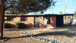 6325 Calle Herculo, Tucson AZ  85710-5619 exterior