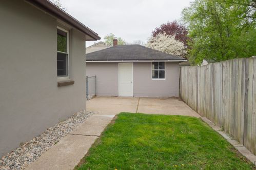 2728 Parchmount Ave, Kalamazoo MI  49004-1793 exterior