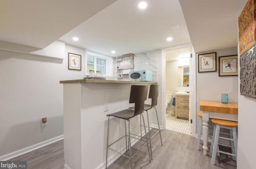 7418 Cedar Ave, Silver Spring MD 20912-4246 exterior