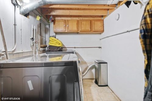 3636 Dickens Ave, Chicago IL 60647-3619 exterior