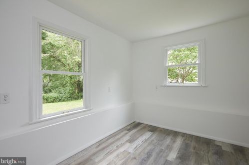 2405 Blue Valley Dr, Silver Spring MD 20904-5206 exterior