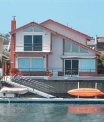 2320 Jamestown Ln, Oxnard CA  93035-3753 exterior