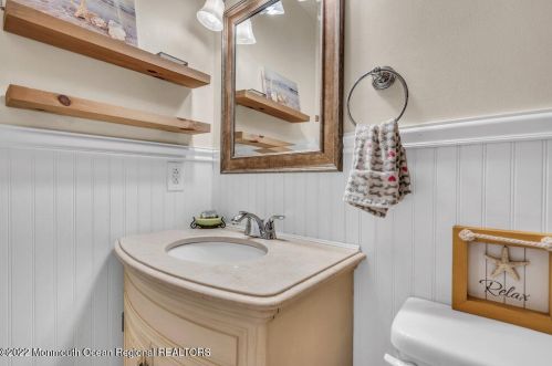 365 Western Blvd, Berkeley Township NJ  08721-2855 exterior