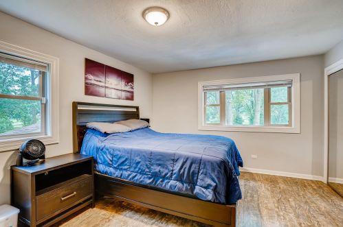 12883 Country Clb Ave, Waukegan IL 60087-4308 exterior