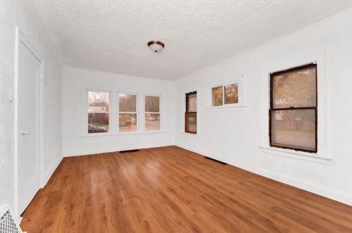 714 3 Ave, Joliet IL 60433-1918 exterior